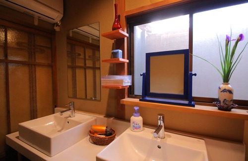 Dogo Hot Spring House | Ryokan Dougoya