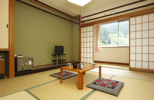 Kami House | Ryokan Kadoya Shinkan