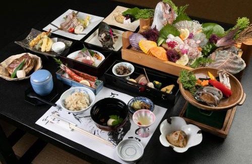 Kamiamakusa Hotel | Ryotei AinoMisaki