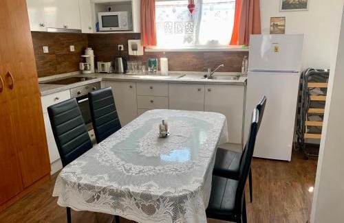 Buzsak House | Sára Vendégház Buzsák