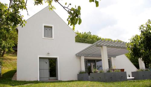 Kaptalantoti House | SárgaRigó Holiday Home