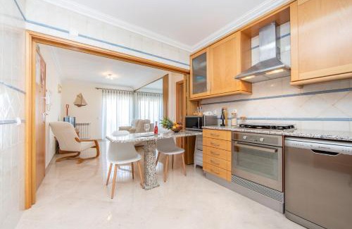 Sao Bernardino Apartment | São Bernardino Beach Bay Apartment - BB