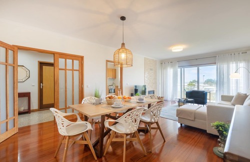 Sao Felix Da Marinha Apartment | São Félix Seaside Oasis