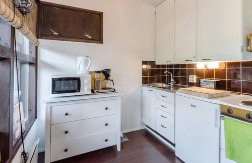 Bomba House | Säästöloma 5 C 10 By Bomba by Interhome