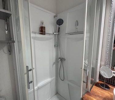 Toulon - Hyeres Apartment | Séjour au port