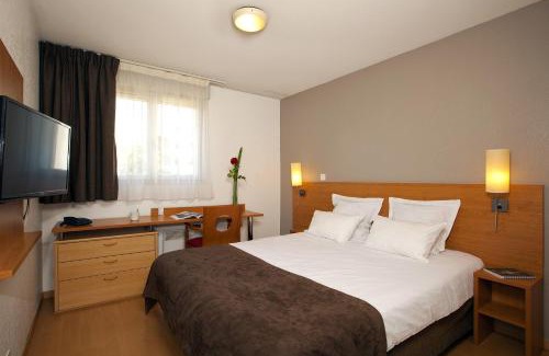 Madeleine-Champ de Mars Apartment | Séjours & Affaires Nantes Ducs De Bretagne