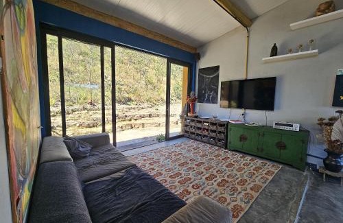 Carrancas House | Sítio com lindo pôr do sol, tranquilidade na serra de Carrancas com riacho