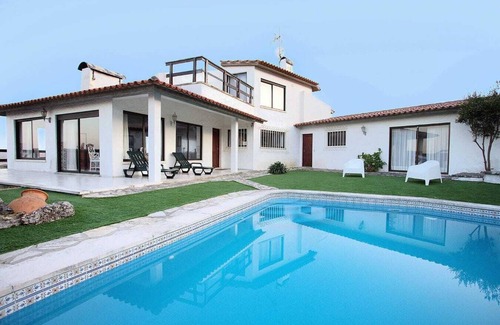 Salir do Porto Villa | Sítio do Louro Villa - Deluxe Villa w/gaming room