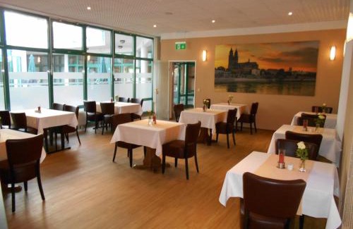 Magdeburg Hotel | Síu Hotel Magdeburg