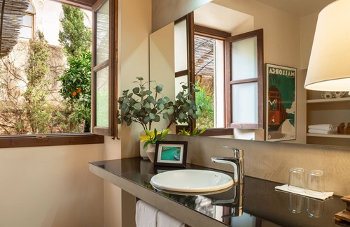 Soller House | SólleRooms GuestHouse