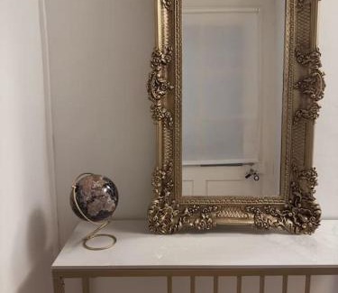 Old Town Apartment | Süsse Wohnung in Zürcher Altstadt 3