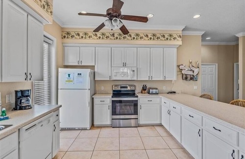 Golden Beach House | S-240 Wheeler Rd 4 Bedroom Home by RedAwning