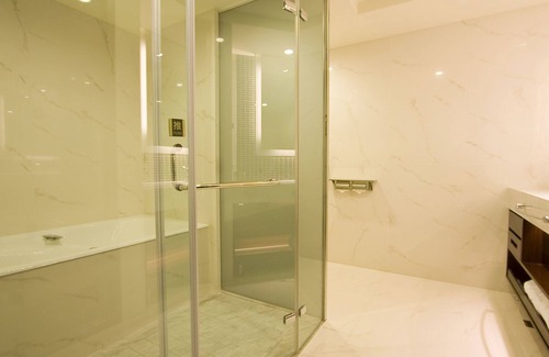 Zhongshan Hotel | S Aura Hotel