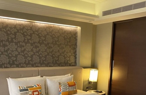 Zhongshan Hotel | S Aura Hotel