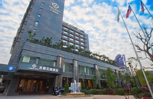Zhongshan Hotel | S Aura Hotel
