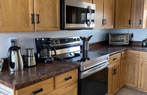Frontenac Cottage | S & K's cottage on the lake