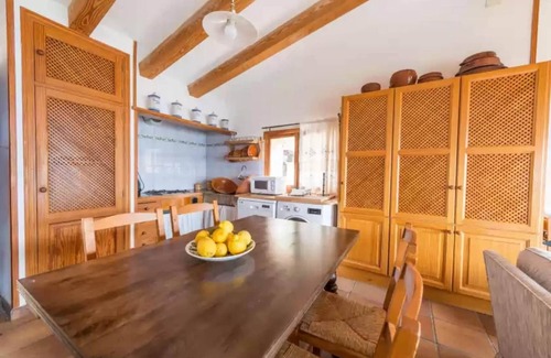Fornalutx Ski Chalet | S'olivaret (fornalutx) - Country House. Free Wifi