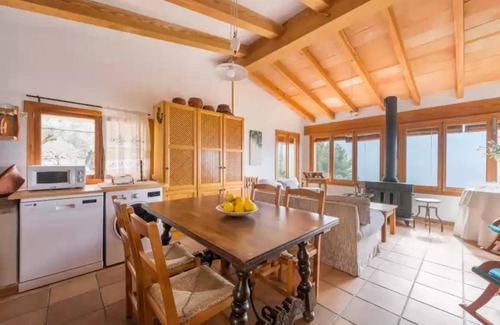 Fornalutx Ski Chalet | S'olivaret (fornalutx) - Country House. Free Wifi