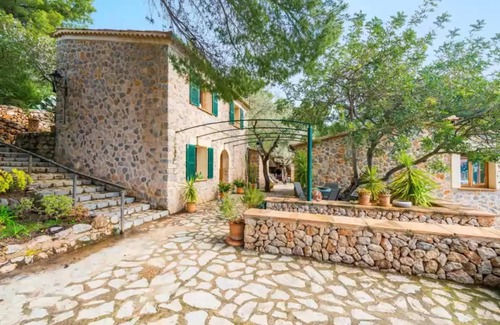 Fornalutx Ski Chalet | S'olivaret (fornalutx) - Country House. Free Wifi