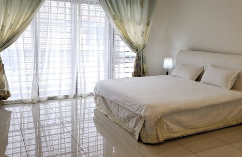 Kota Warisan Hotel | S Rose Hotel
