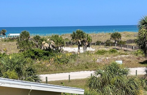 Placida Condo | S&S on Little Gasparilla Island: a beachfront Hideaway Bay condo with ferry