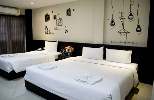 Ban Bang Saen Hotel | S2 Hotel