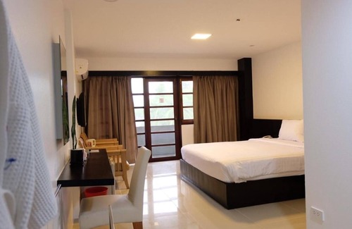 Ban Bang Saen Hotel | S2 Hotel