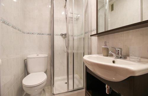 Monte Apartment | s20 apartment pool/garden/terrac