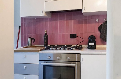 Sirolo Apartment | S278 – Sirolo, portion of a three-room villa, with garden overlooking the sea