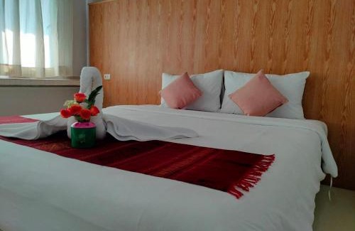 Trang Hotel | S2S Queen Trang Hotel