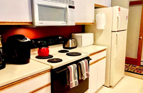 Bretton Woods Apartment | S3 AWESOME VIEW OF MOUNT WASHINGTON! Family getaway in Bretton Woods