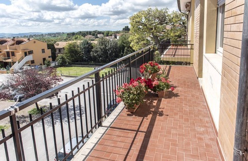 Sirolo Apartment | S312 - Sirolo, large three-room apartment 100 meters from the centre