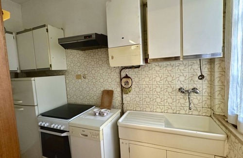 Sirolo Apartment | S325 - Sirolo, four-room apartment in the center with garden and parking space
