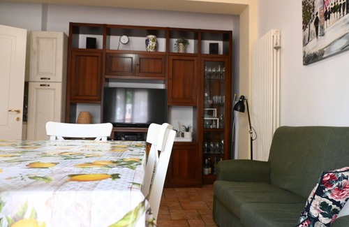 Sirolo Apartment | S348 – Sirolo, delightful three-room apartment with outdoor courtyard