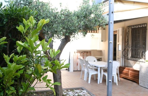 Sirolo Apartment | S353 - Sirolo, large four-room accessorized apartment with garden