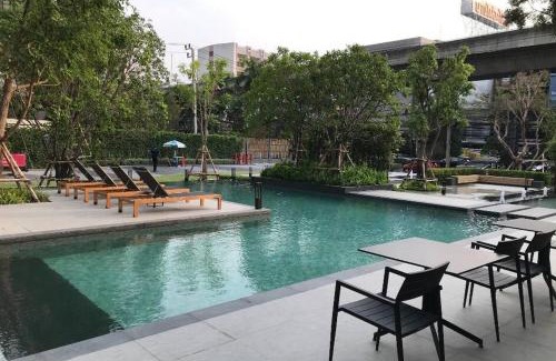 Phra Khanong Apartment | S87 新房Ramada Sukhumvit BTS 1bed Gym swimming Wifi