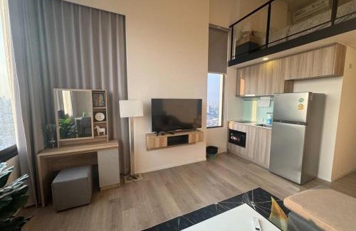 Phra Khanong Apartment | S87 Ramada Sukhumvit 87 BTS Onnut Swim Gym 711