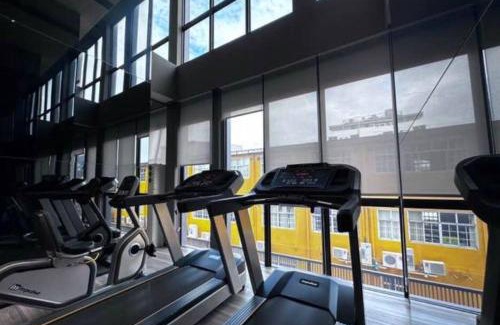 Phra Khanong Apartment | S87 Ramada Sukhumvit 87 BTS Onnut Swim Gym 711