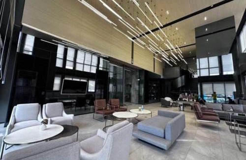 Phra Khanong Apartment | S87 Ramada Sukhumvit 87 BTS Onnut Swim Gym 711