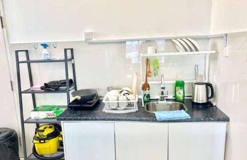 Bandar Puchong Jaya Apartment | SA 1-10PAX SkyPod Puchong 2Room IOI Mall LRT WiFi