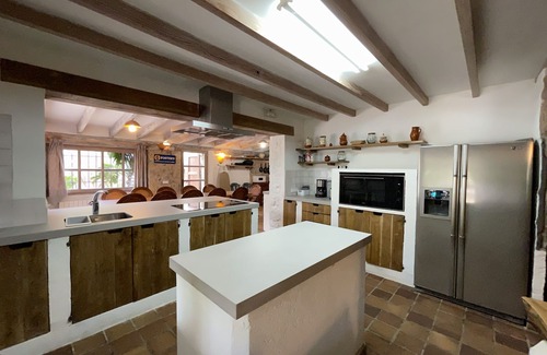 Campanet Cottage | Sa Caseta - Country house with pool, tennis, jacuzzi and views of the Tramuntana