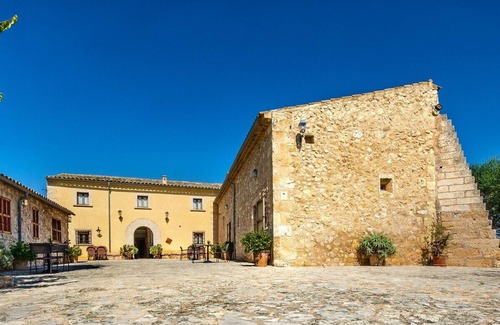 Vilafranca de Bonany Apartment | SA FRANQUESA VELLA - FERRAN MALFERIT - Beautiful private apartment in agritourism