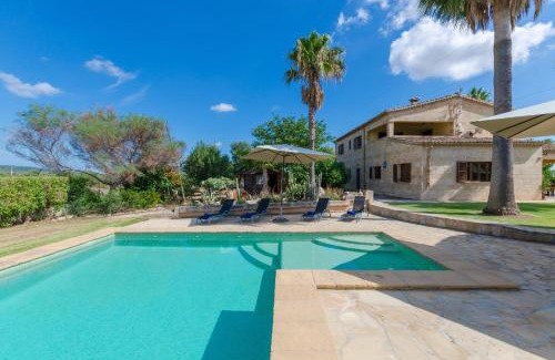 Buger Villa | Sa Resclosa
