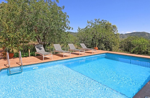 Alaro House | Sa Sort de Can Moix: private swimming pool, tranquility, terraces, internet