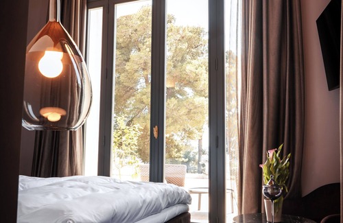 Trepuzzi House | SA Suites