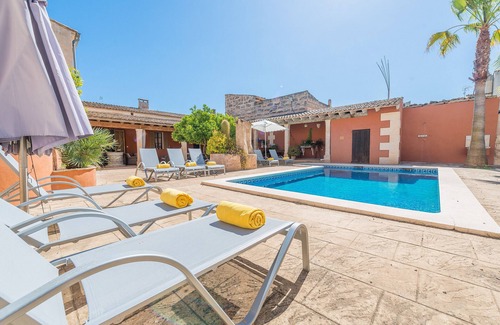 Maria de la Salut Ski Chalet | SA VERDERA Town house for 10 people in Maria de la Salut