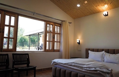 Suja Hotel | Saanjh Cottages