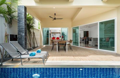 Ban Saiyuan Villa | Sabai Villas, 5 min drive from Naiharn & Rawai, Private pool, Four villas available