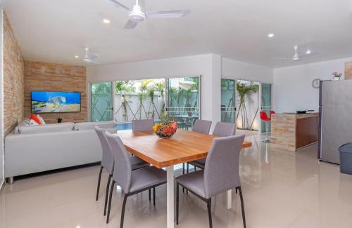 Ban Saiyuan Villa | Sabai Villas, 5 min drive from Naiharn & Rawai, Private pool, Four villas available