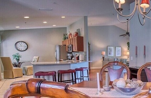 Majestic Palms House | Sabal Pointe at Majestic Palms 1004 Near beach Townhome. Sanibel/Captiva/Fort